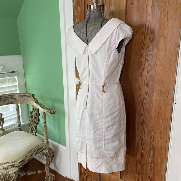 Bergdorf Goodman / Milly NY Boat Neck White Sheath Dress - Size 4 - Picture 12 of 16